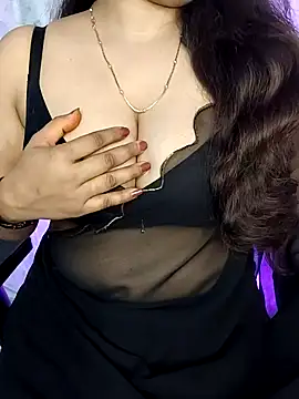 Snapshot of Cute-Ayesha chatting on February 2025 05:18:01 PM Cute-Ayesha online show from February 2025 05:18:01 PM