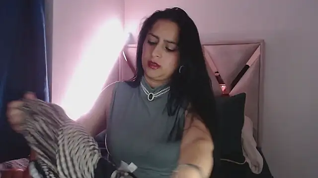 Andrea Sexx  online show from December 2024 04:14:01 AM