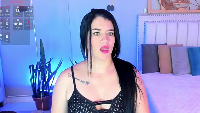 LenaRuiz  online show from March 2026 12:12:02 PM