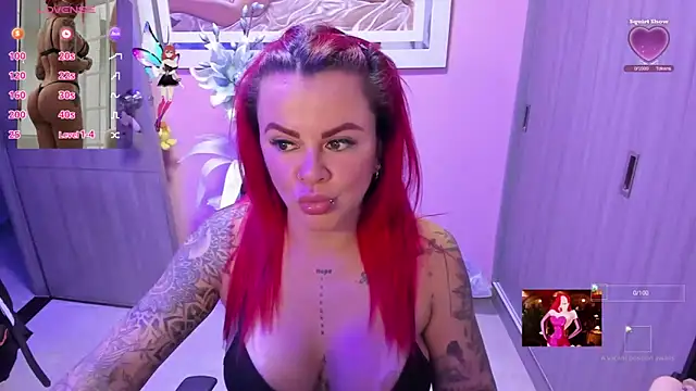 Snapshot of KAROL_MILF chatting on October 2025 12:19:01 AM KAROL MILF online show from October 2025 12:19:01 AM