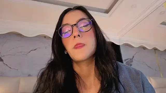 Princess Violett online show from May 2026 02:14:01 PM