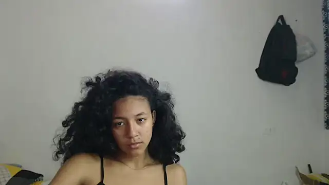 Snapshot of ley_blus10 chatting on February 2025 04:52:01 PM ley blus10 online show from February 2025 04:52:01 PM