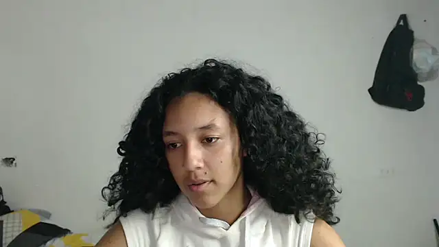 Snapshot of ley_blus10 chatting on February 2025 07:23:01 AM ley blus10 online show from February 2025 07:23:01 AM