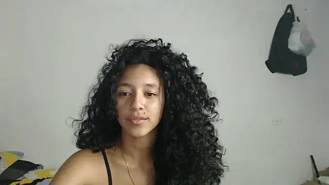 Snapshot of ley_blus10 chatting on February 2025 04:25:01 AM ley blus10 online show from February 2025 04:25:01 AM