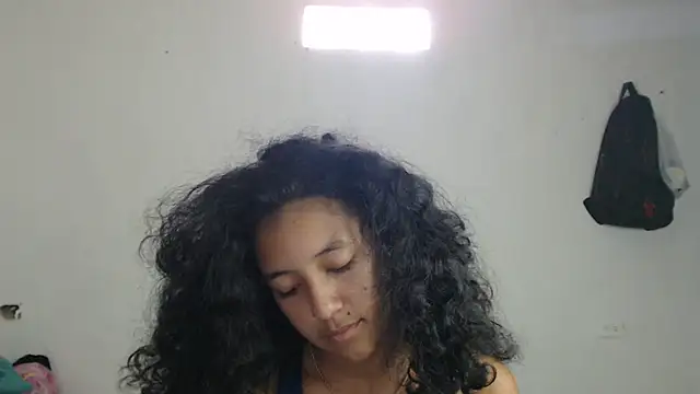 Snapshot of ley_blus10 chatting on March 2025 04:32:01 PM ley blus10 online show from March 2025 04:32:01 PM