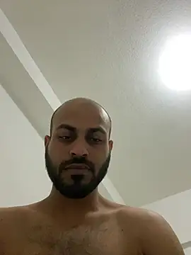 islandvybee55 online show from December 2024 01:37:02 AM