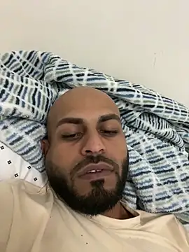 islandvybee55 online show from February 2025 06:44:01 AM