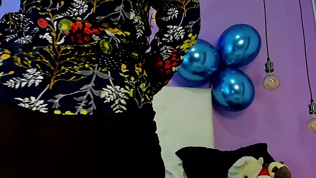 Charlotte11-11 online show from December 2025 03:41:02 PM