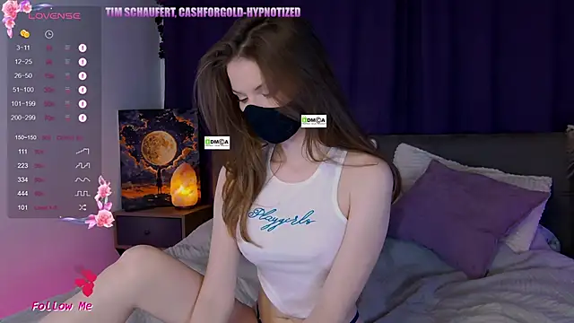 Snapshot of Rina-vibe chatting on October 2025 02:57:02 PM Rina-vibe online show from October 2025 02:57:02 PM