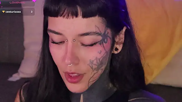 Snapshot of FairyFlexxxx chatting on February 2026 01:55:02 AM FairyFlexxxx online show from February 2026 01:55:02 AM