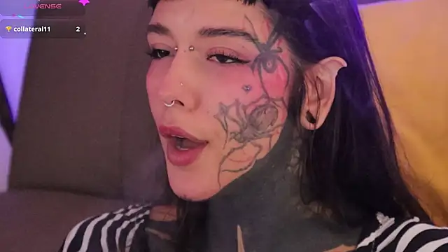 Snapshot of FairyFlexxxx chatting on February 2026 05:20:01 PM FairyFlexxxx online show from February 2026 05:20:01 PM