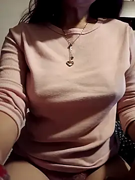 Snapshot of KITTEN-10 chatting on October 2025 03:28:02 AM KITTEN-10 online show from October 2025 03:28:02 AM