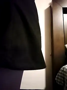 Snapshot of KITTEN-10 chatting on October 2025 03:51:02 AM KITTEN-10 online show from October 2025 03:51:02 AM