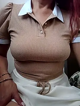 KITTEN-10 online show from November 2025 07:13:02 PM