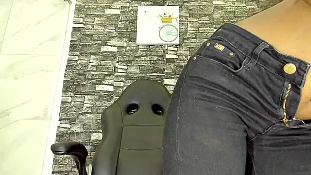 Snapshot of Kaitllyn_Queen chatting on March 2025 12:32:01 AM Kaitllyn Queen online show from March 2025 12:32:01 AM