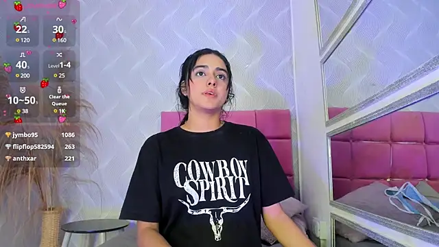 natalia aguirre1 online show from March 2025 07:07:02 PM