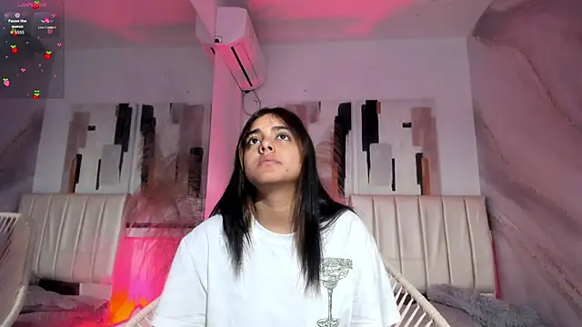 natalia aguirre1 online show from March 2026 12:19:01 PM