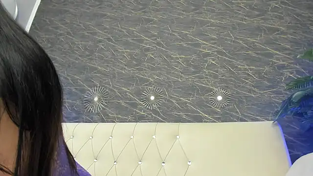 Snapshot of moona_ray chatting on February 2025 09:09:01 PM moona ray online show from February 2025 09:09:01 PM