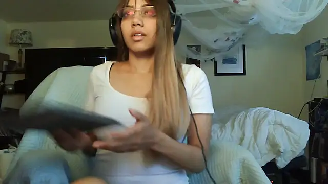 PolinaLoveX online show from March 2025 04:22:02 PM