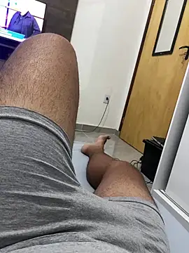 Snapshot of D4ivid chatting on November 2025 03:28:01 AM D4ivid online show from November 2025 03:28:01 AM