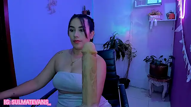  sulmatevans  online show from April 2026 10:46:01 AM