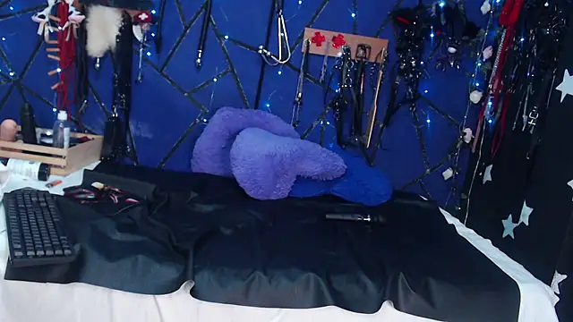 Snapshot of gretahardsex chatting on February 2025 10:31:02 PM gretahardsex online show from February 2025 10:31:02 PM