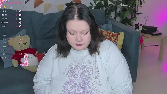 LilyBelll online show from October 2025 08:29:01 PM