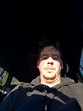 Titanhoott online show from December 2024 09:52:02 AM