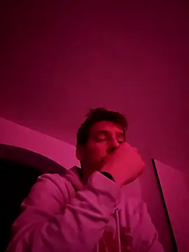 Titanhoott online show from January 2025 07:34:01 PM