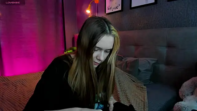 Lesi Moonie01 online show from October 2025 08:22:02 AM