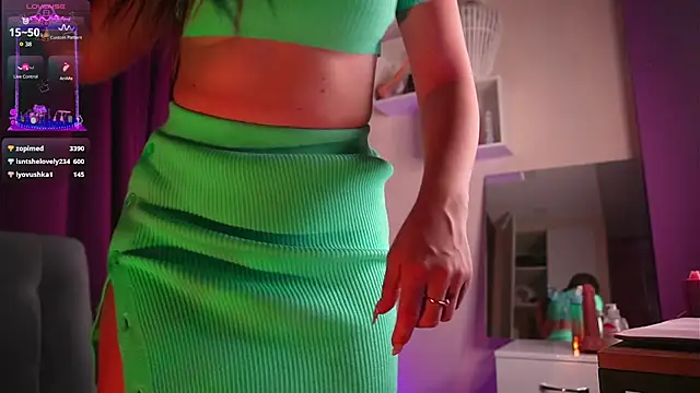 Snapshot of L1TWW chatting on October 2025 08:53:02 PM L1TWW online show from October 2025 08:53:02 PM