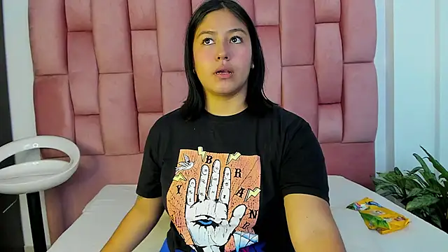 EmmaRossem online show from January 2025 07:38:01 PM