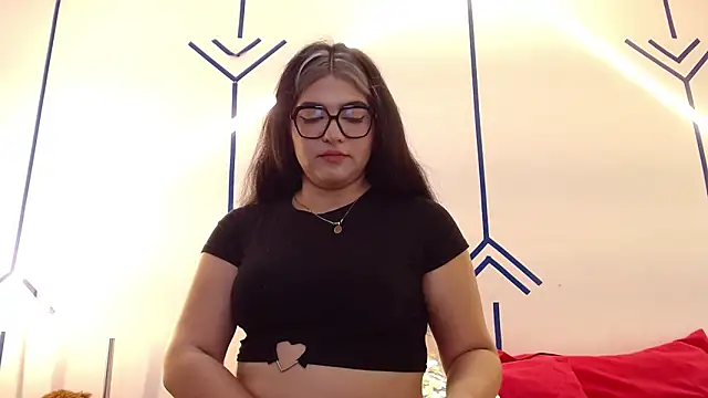 Snapshot of EsmeraldaSantoss chatting on February 2025 04:04:01 PM EsmeraldaSantoss online show from February 2025 04:04:01 PM