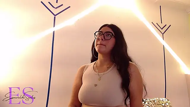 Snapshot of EsmeraldaSantoss chatting on February 2025 01:19:02 PM EsmeraldaSantoss online show from February 2025 01:19:02 PM