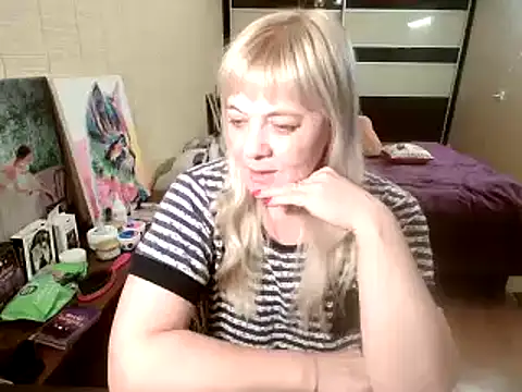 Snapshot of Lia_Laguna77 chatting on November 2025 08:19:02 PM Lia Laguna77 online show from November 2025 08:19:02 PM