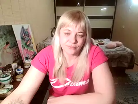 Snapshot of Lia_Laguna77 chatting on February 2026 05:41:01 PM Lia Laguna77 online show from February 2026 05:41:01 PM