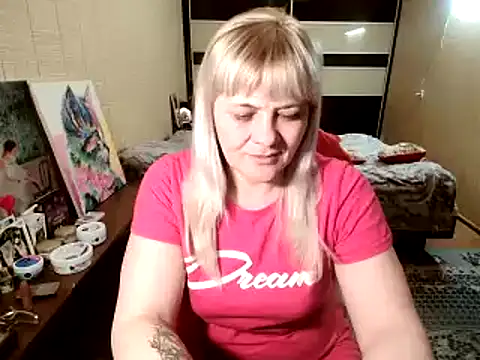 Snapshot of Lia_Laguna77 chatting on April 2026 07:04:02 PM Lia Laguna77 online show from April 2026 07:04:02 PM