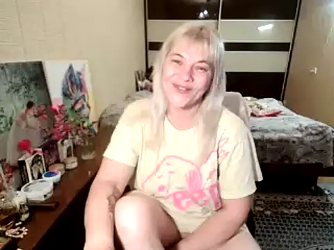 Lia Laguna77 online show from July 2026 05:26:02 PM