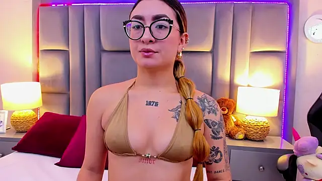 AmbarSantany online show from September 2025 01:10:01 PM