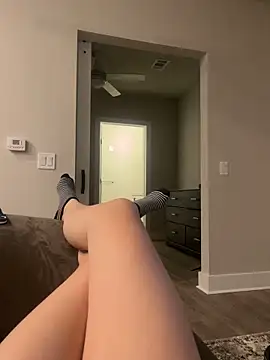 Snapshot of Kinkbitch25 chatting on January 2025 07:13:02 AM Kinkbitch25 online show from January 2025 07:13:02 AM