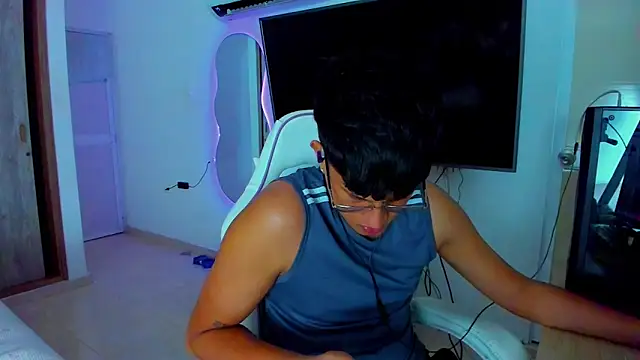 Snapshot of kittyandrick chatting on November 2025 05:29:02 AM kittyandrick online show from November 2025 05:29:02 AM