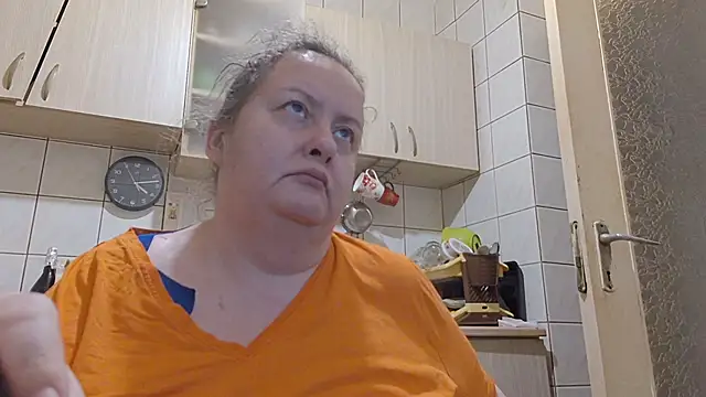 Snapshot of melissaBlessing chatting on February 2026 02:06:02 AM melissaBlessing online show from February 2026 02:06:02 AM