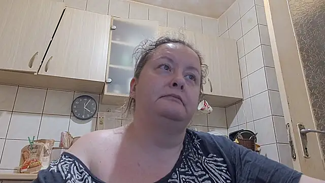 melissaBlessing online show from April 2026 01:04:01 AM