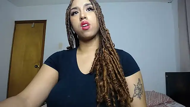 Snapshot of barbara_falcons chatting on December 2024 03:28:02 AM barbara falcons online show from December 2024 03:28:02 AM