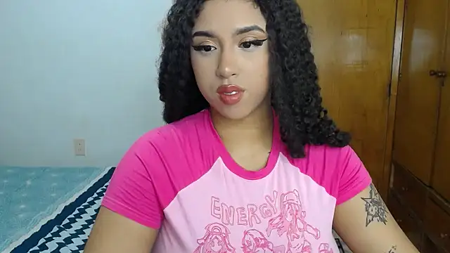 Snapshot of barbara_falcons chatting on February 2025 05:24:01 AM barbara falcons online show from February 2025 05:24:01 AM