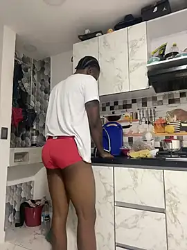 Snapshot of Drake_Nassir4 chatting on February 2025 02:37:01 AM Drake Nassir4 online show from February 2025 02:37:01 AM