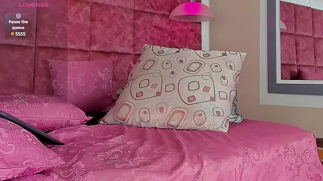 Snapshot of Drake_Nassir4 chatting on February 2025 05:40:02 PM Drake Nassir4 online show from February 2025 05:40:02 PM