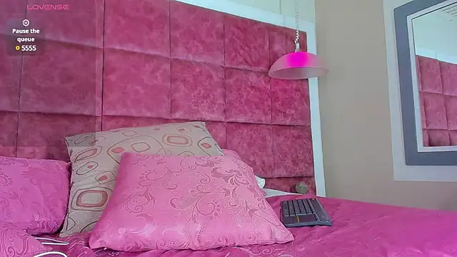 Snapshot of Drake_Nassir4 chatting on February 2025 05:28:01 PM Drake Nassir4 online show from February 2025 05:28:01 PM