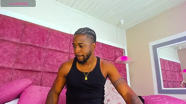 Snapshot of Drake_Nassir4 chatting on February 2025 02:04:02 PM Drake Nassir4 online show from February 2025 02:04:02 PM