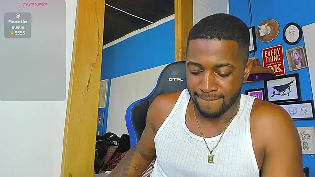 Snapshot of Drake_Nassir4 chatting on March 2025 10:24:01 AM Drake Nassir4 online show from March 2025 10:24:01 AM